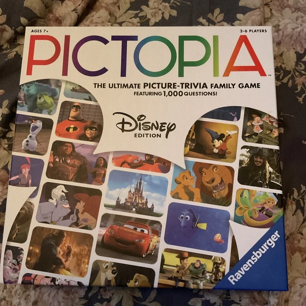 Ravensburger Pictopia‎ Disney Edition Picture Trivia Family Game